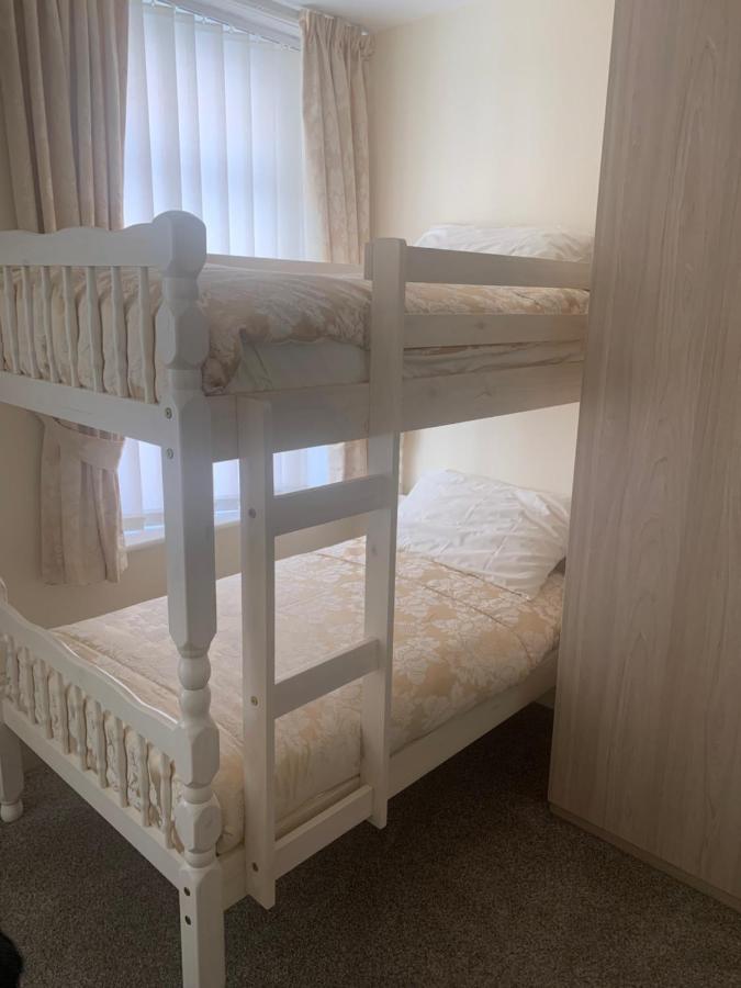 The Stafford Bed & Breakfast Blackpool Exterior foto