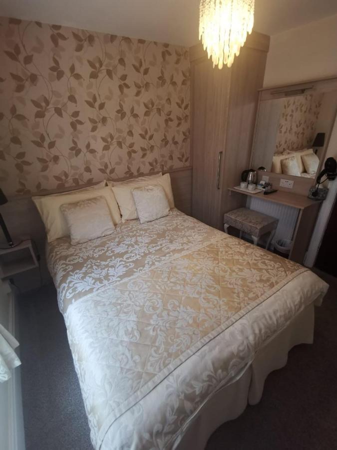 The Stafford Bed & Breakfast Blackpool Exterior foto