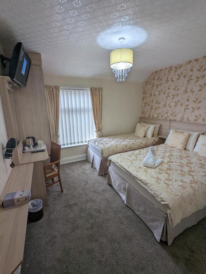 The Stafford Bed & Breakfast Blackpool Exterior foto
