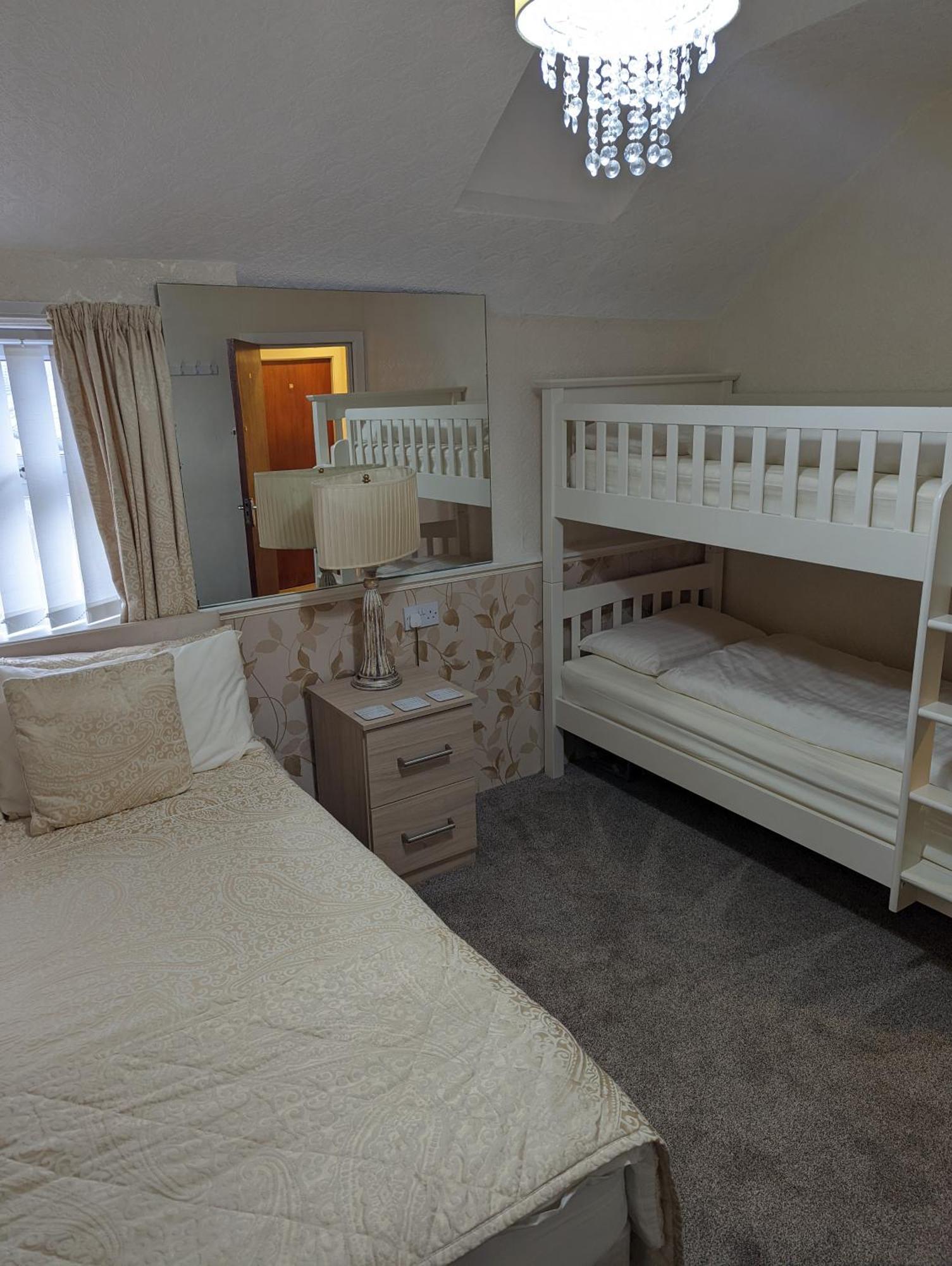 The Stafford Bed & Breakfast Blackpool Cameră foto