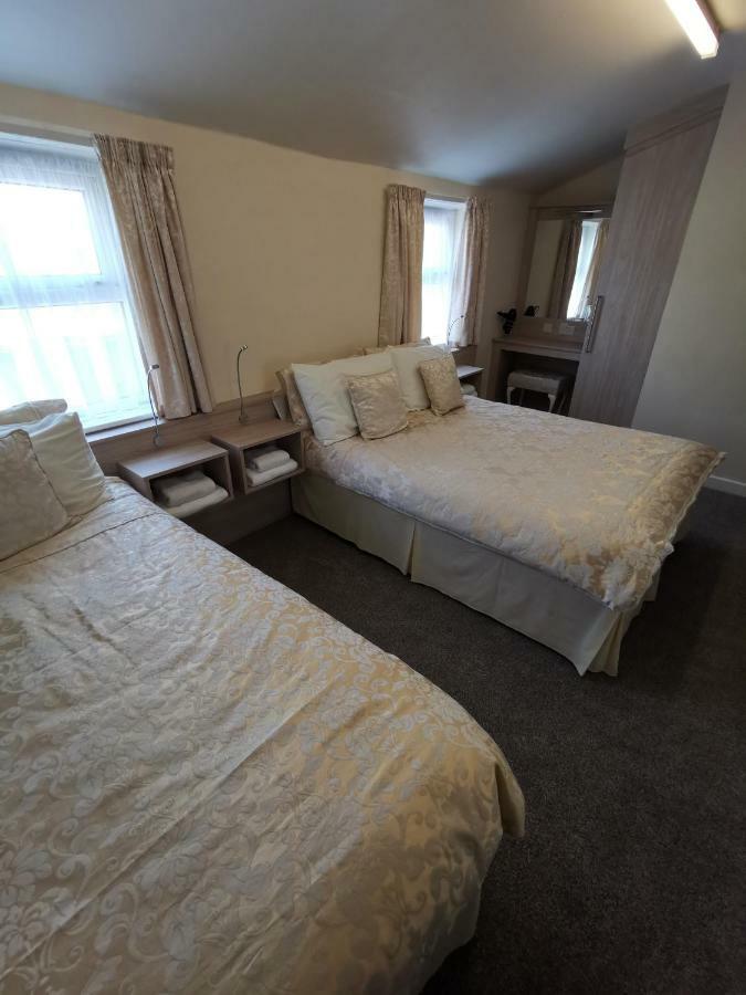 The Stafford Bed & Breakfast Blackpool Exterior foto