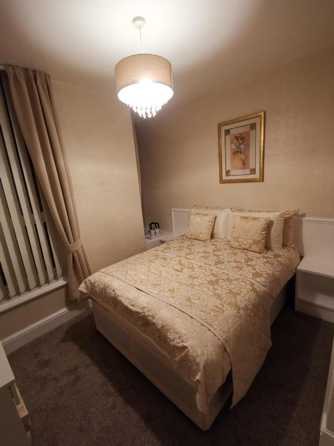 The Stafford Bed & Breakfast Blackpool Exterior foto